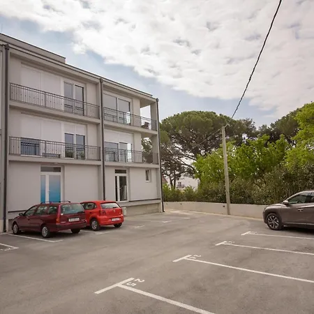 3 Apartman *